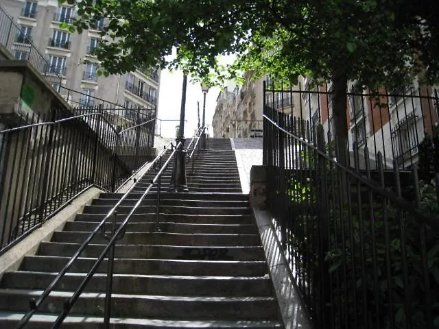 פריז Quiet Apartment Hill Of Montmartre 0*,  צרפת