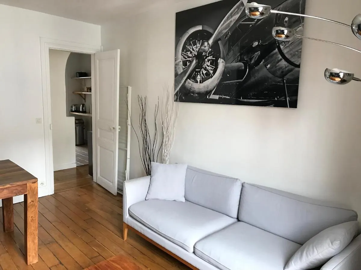 פריז Quiet Apartment Hill Of Montmartre
